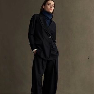 Varana Navy Rainier Boyfriend Blazer Jacket NWT